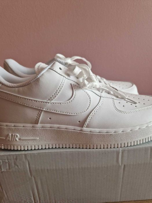 NIKE Air Force 1 07'Buty Sneakersy Sportowe r.43