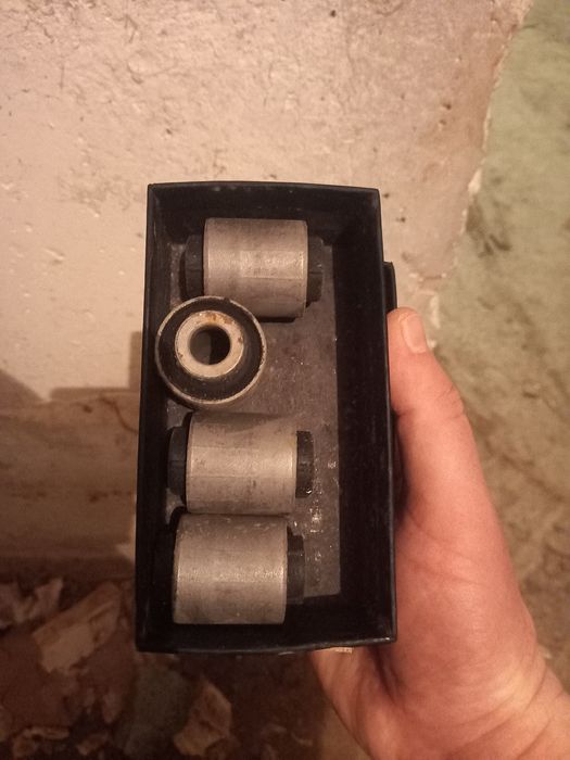 Стойки стабілізатора мітсубісі ланцер