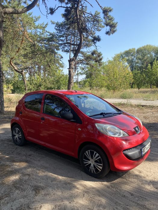 Продам Peugeot 107 (4,5л /100 км)