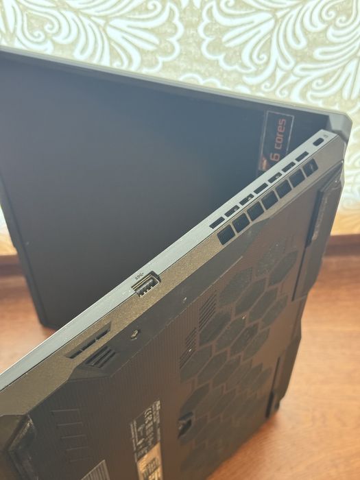 Asus Tuf Gaming A15 16/512 Gb, Ryzen 5 4600H, RTX 3050, Игровой ноутбук