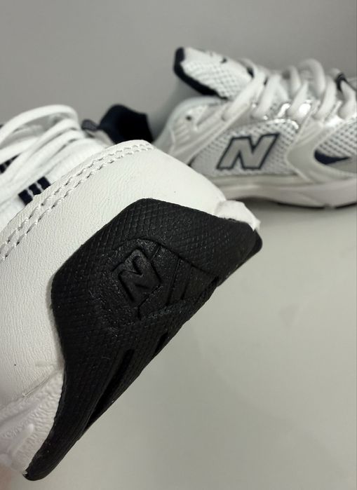 Sapatilhas New Balance 530 Tam. 37.5 / 38 / 39