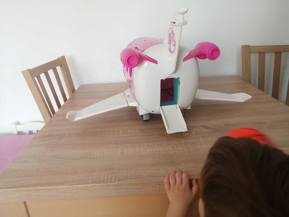 Wymarzony duży samolot Barbie, model: GJB33