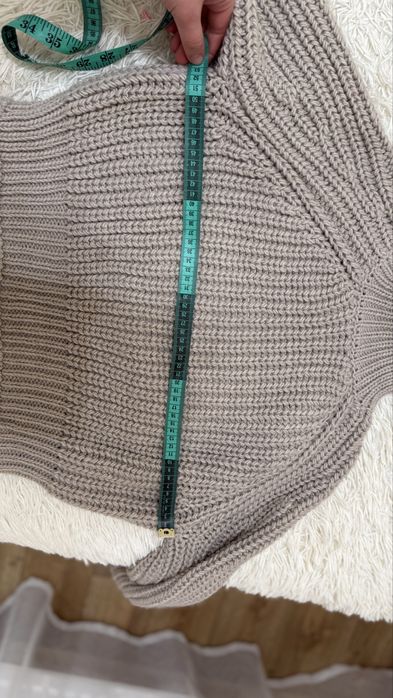 Светр h&m розмір с-м