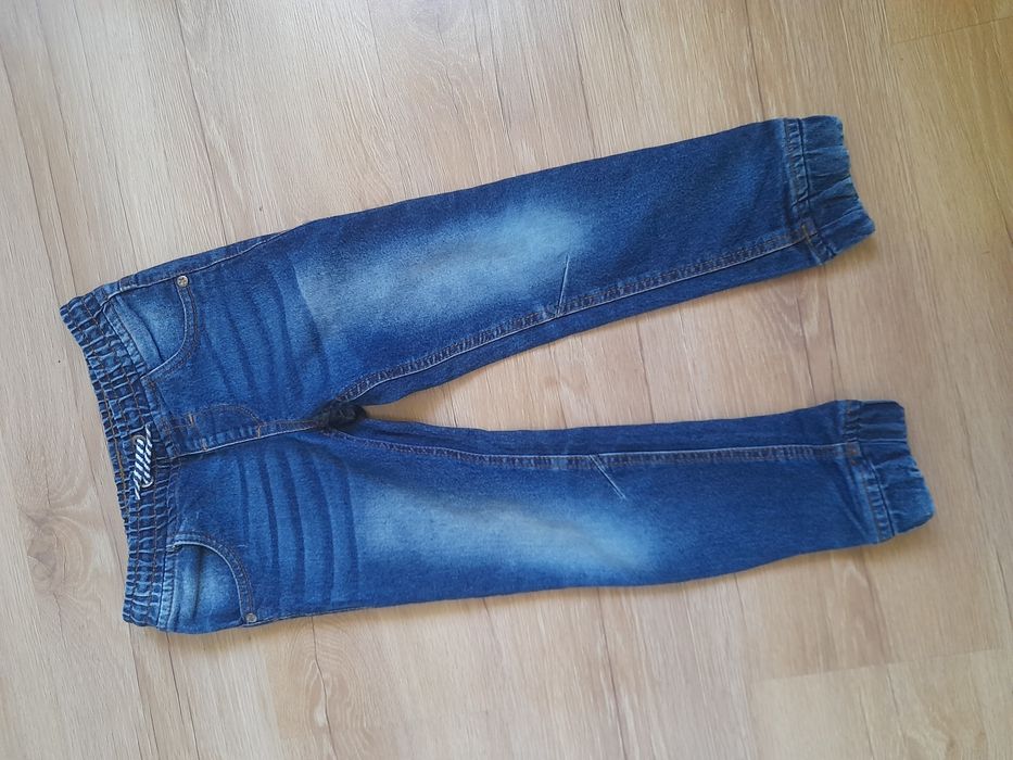 Spodnie jeansy joggery dla chłopca 116