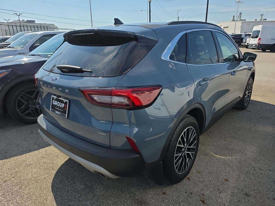 2023 Ford Escape PHEV — Топовая комплектация Premium