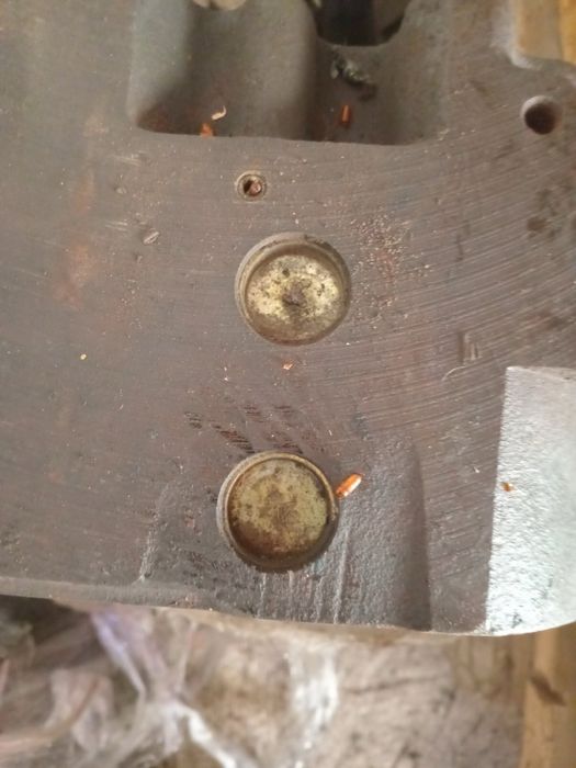 Головка блока цилиндра Рено Магнум