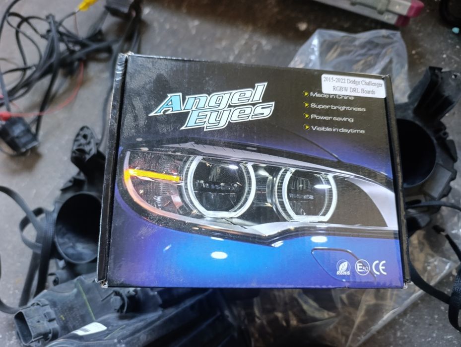 Dodge Challenger 15-23r zestaw rgb aplikacja android