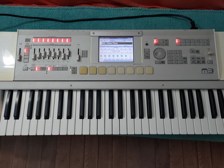 Korg M3 - 61 (Xpanded)
