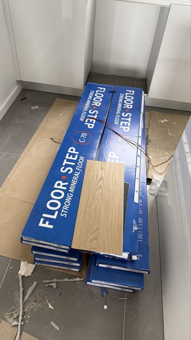 Pavimento vinicilo profissional - 6 caixas - Novo