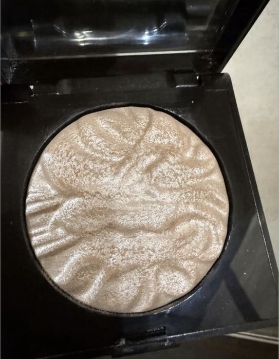 Пудра charlotte tilbury fair