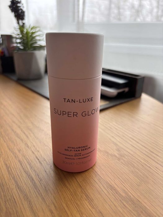 Сироватка-автозасмага з гіалуроновою кислотою Tan-Luxe Super Glow,30мл
