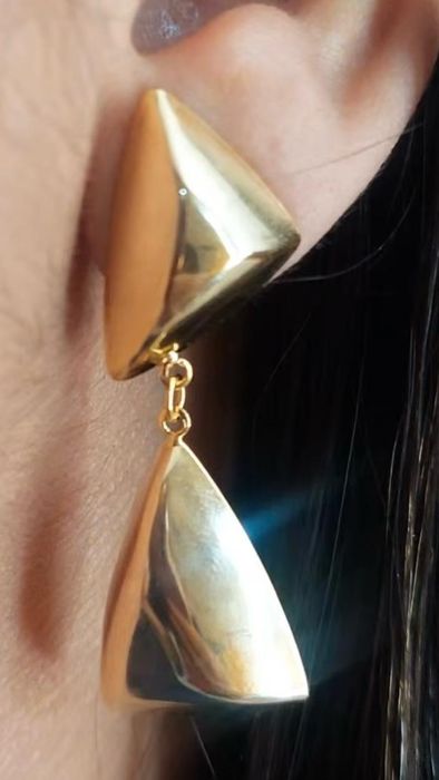 Brincos luxo, zirconia folheado a ouro 18k e prata 925.