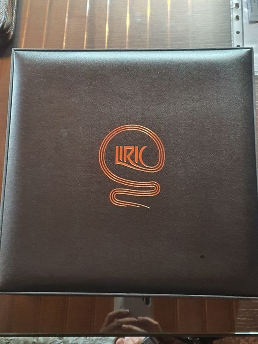 Meze Liric 2 Auscultadores (garantia 2 anos)