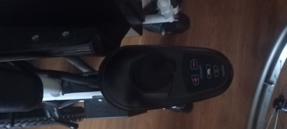 Wózek elektryczny inwalidzki