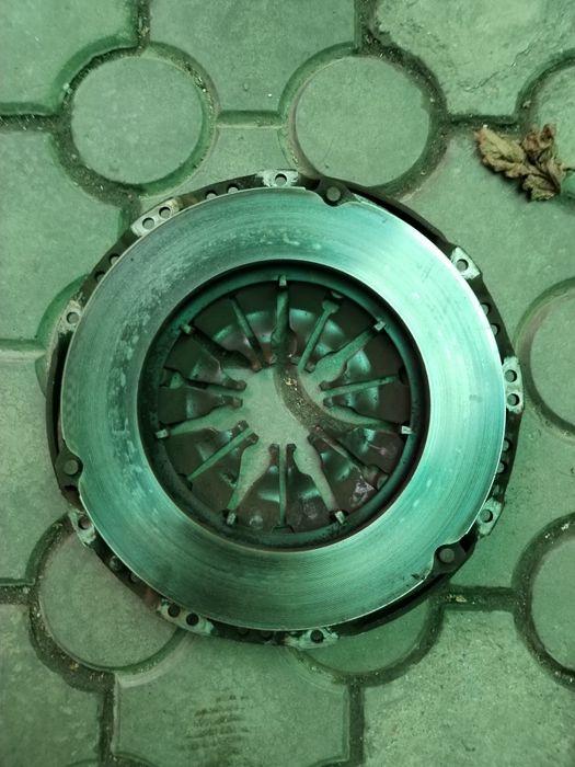 Двумассовий маховик