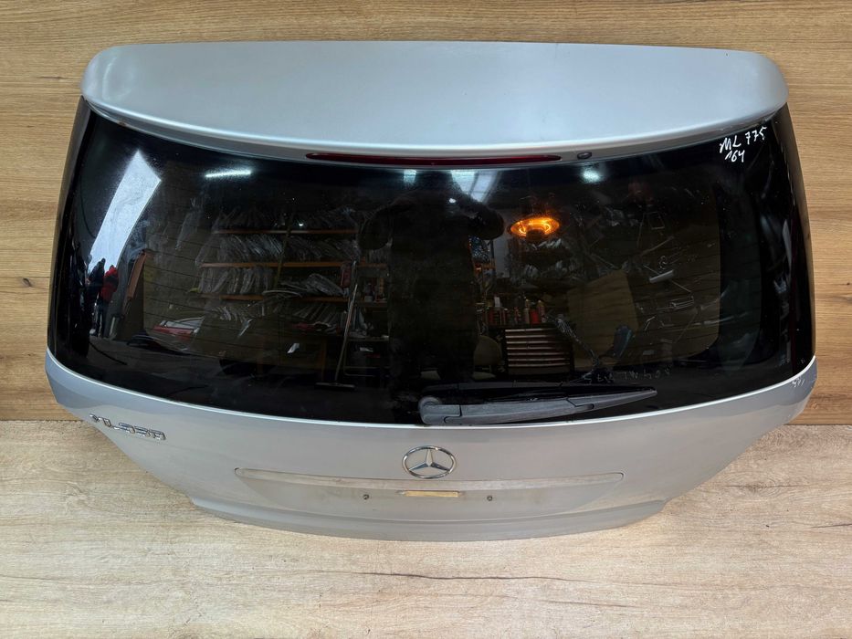 klapa bagażnika mercedes ml350 kolor 775
