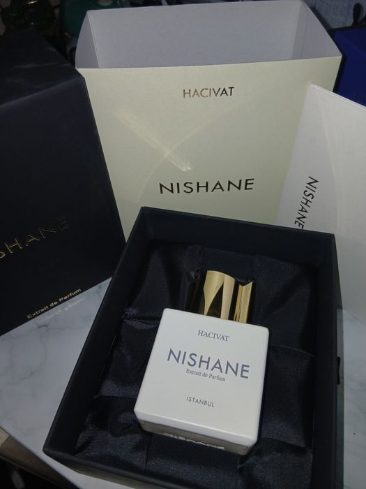 Продам пусті флакони з парфумів