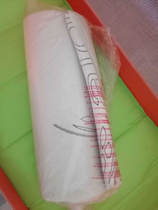 Cama de viagem laranja + colchão