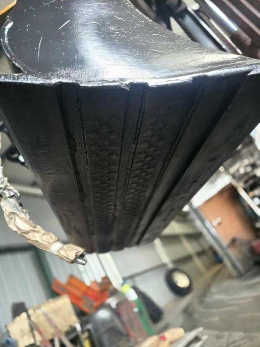 Balde de limpeza oscilante de 2 mt marca liebherr - usado