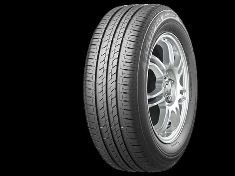 Pneus Bridgestone 185/65 R15 88H com cerca de 95% de piso