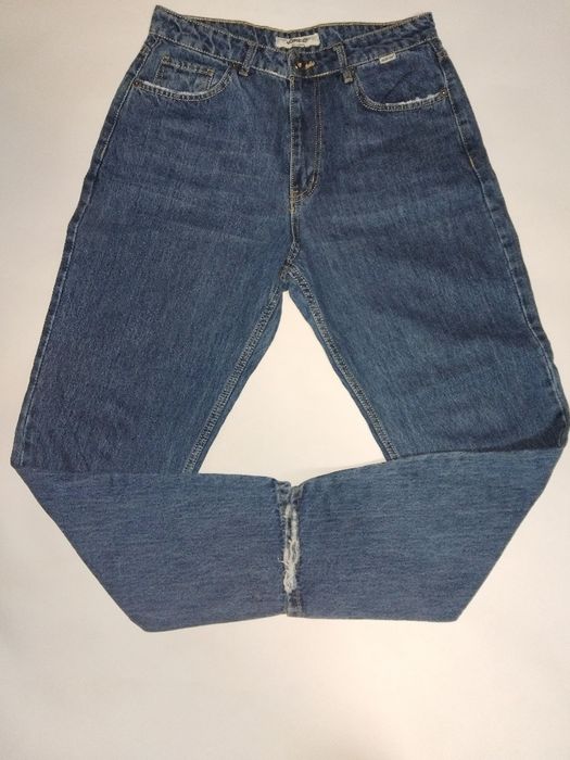 Темно сині джинси