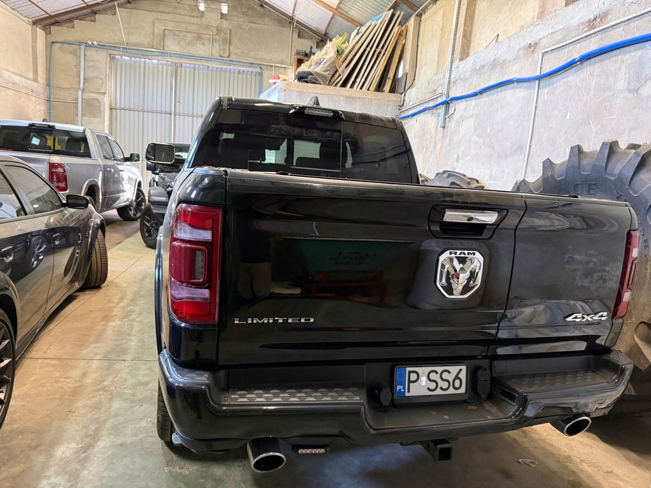 dodge ram 1500 limited longhorn 2024 zabudowa kompletna idealna