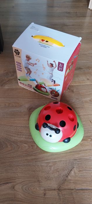 Biedronka zabawka ruchowa