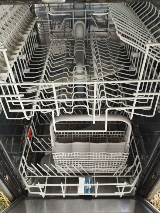 Вбудована посудомийка Electrolux, 45 см.