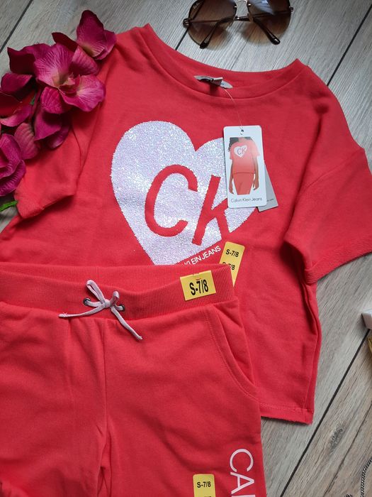 Костю на дівчинку, calvin klein повсякдений костюм.