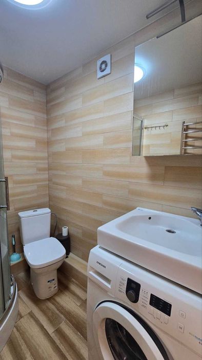 У продажу 2-кімнатна квартира-студія