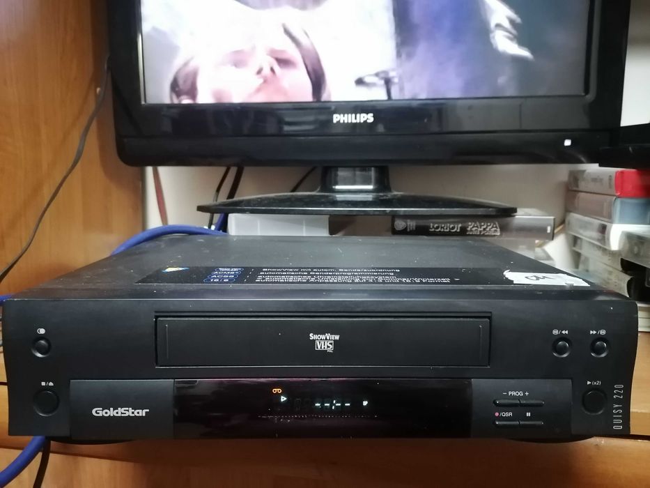 Magnetowid VHS Gold Star Quisy 220
