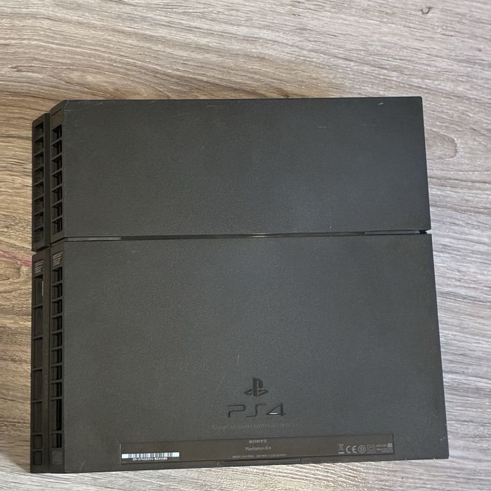 Playstation 4  slim