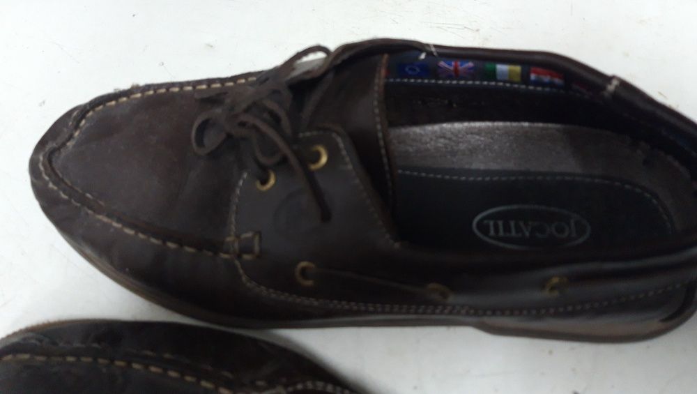 Sapatos em Pele JOCATIL Tam.42