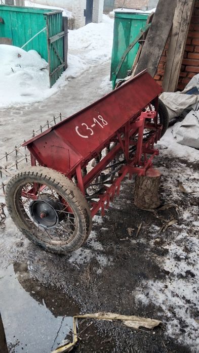 Сівалка до міні трактора