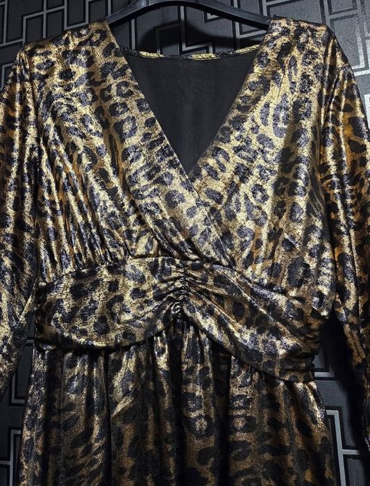 Sukienka damska złota