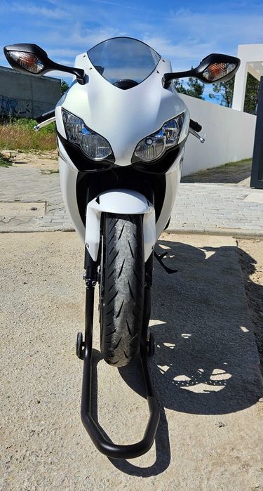 honda  cbr1000rr
