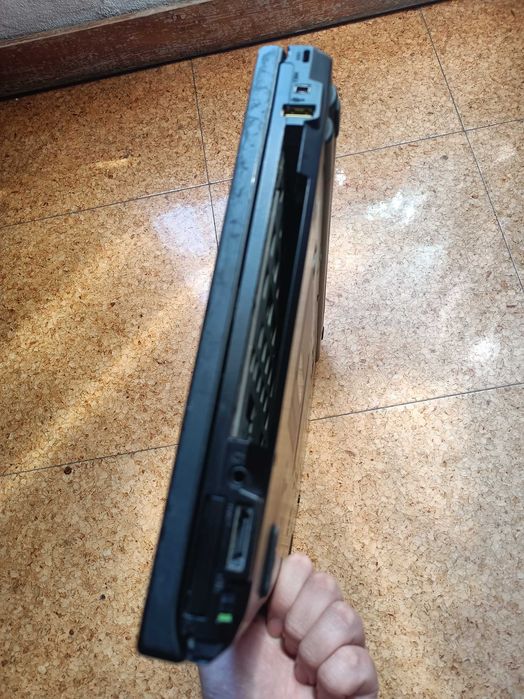 ThinkPad T410i (Negociável) (i3-330M a 2.13Ghz/4Gb Ram/240G SSD)