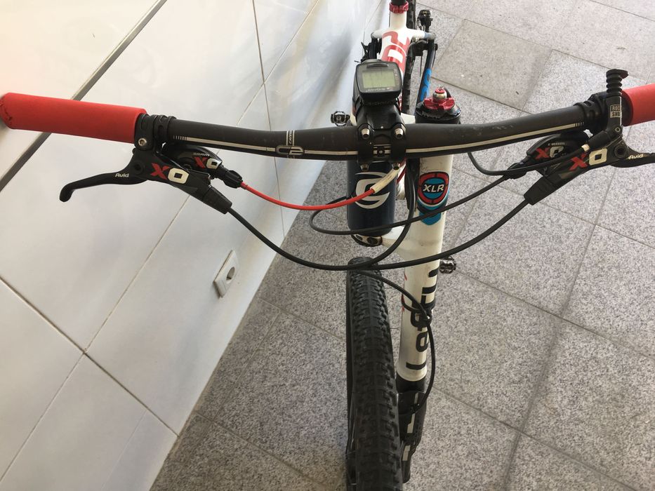 Cannondale carbono btt carbono