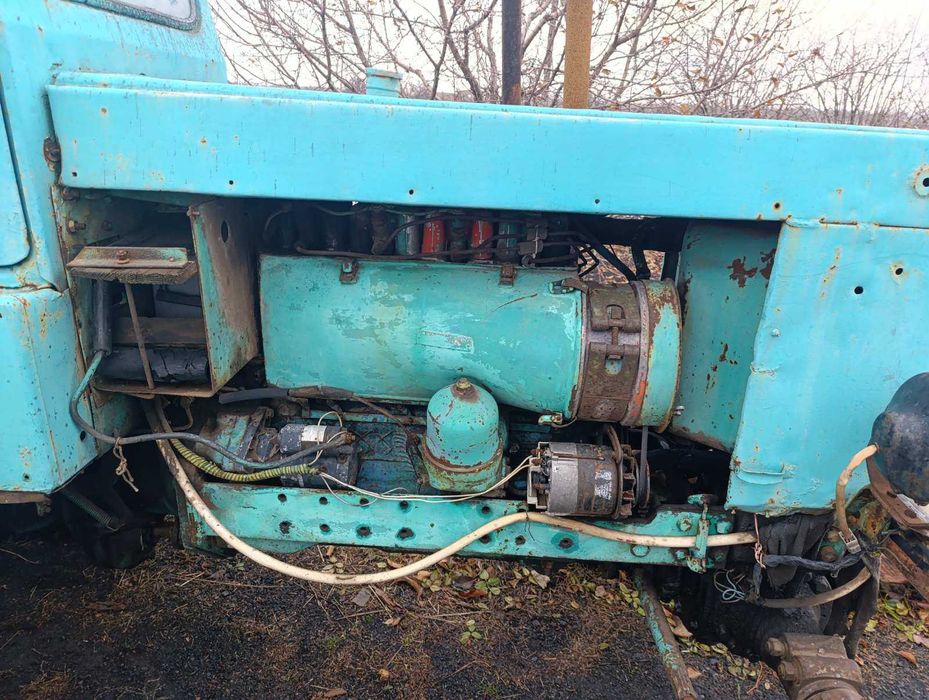 Продам Т-40 на ходу с плугом