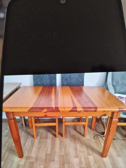Stół plus 6 krzeseł