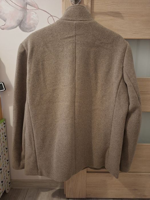 Płaszcz męski krótki z wełną Reserved