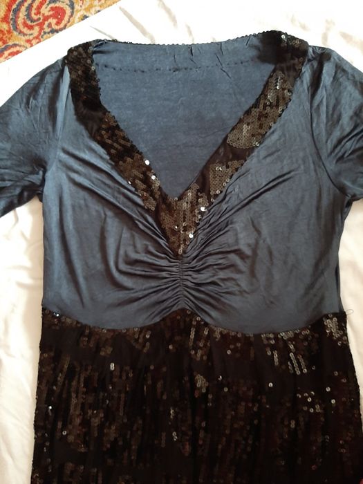 Suknia na sylwestra lub szczególną okazję, cekiny, duża