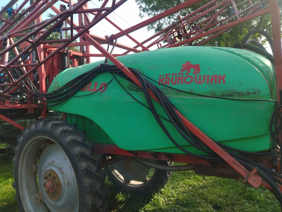 Krukowiak Apollo 2000l 18m komp z dawką Arag opryskiwacz