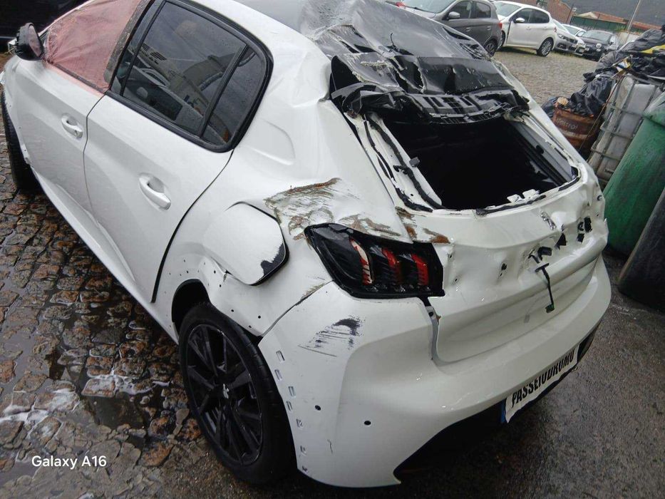 PEUGEOT 1.2 PureTech Gasolina