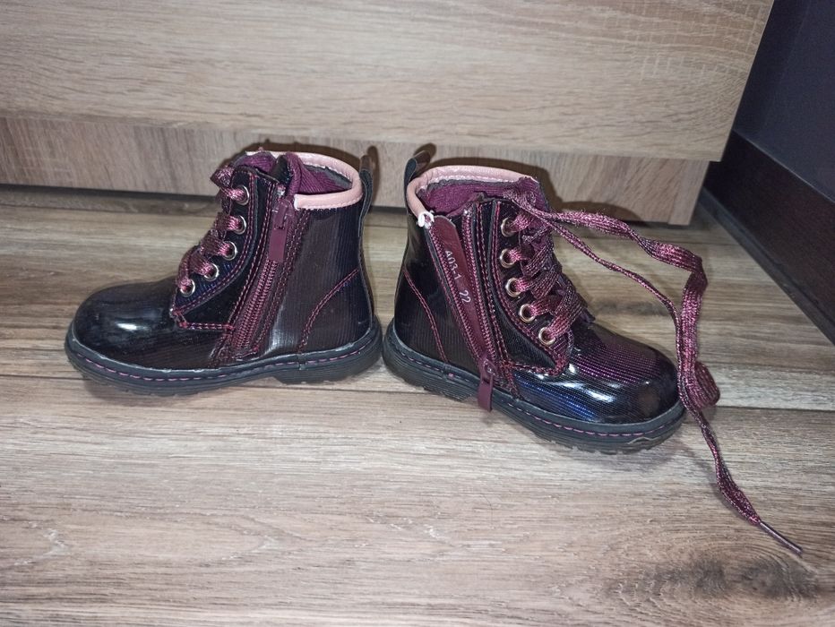 Ботинки демисезонные 22 размер на девочку