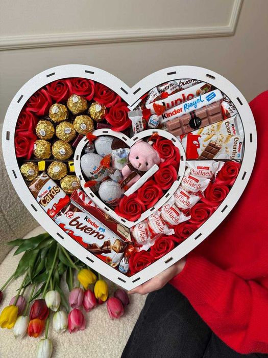 Подарочный набор с конфетами Киндер сюрприз, идеальный бокс на подарок