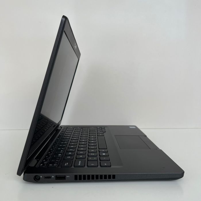 Dell Latitude 5400 i5-8g 8/256gb NVME 14” FHD c/carregador Dell