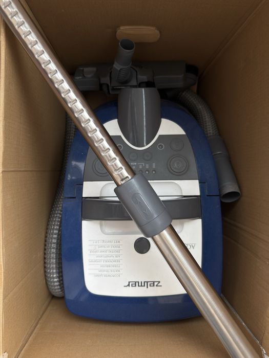 Пилесос Zelmer Aquawelt 1600 W