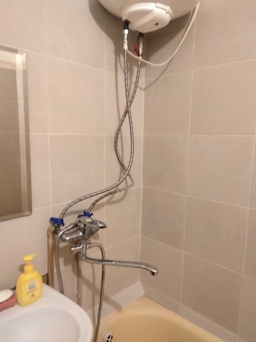 1 ком. квартира на Солнечном посуточно , почасово.