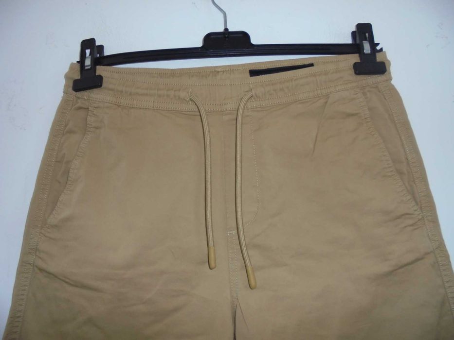 calção de homem da marca Lefties